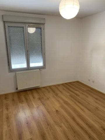 APPARTEMENT T3 A LOUER - LYON 7EME ARRONDISSEMENT Lamothe 70.61 m 2 1 152,78 € charges comprises par mois