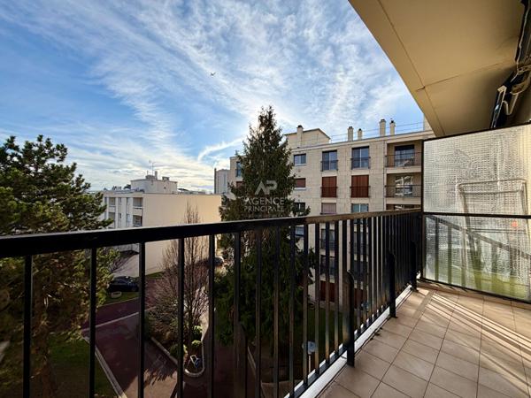 Appartement Eaubonne 3 pièce(s) 76.64 m2 231 500 € **  - Référence  26-3875