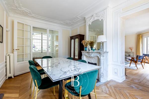 Paris 17ème, Appartement 2 Chambres -  97 m² à vendre