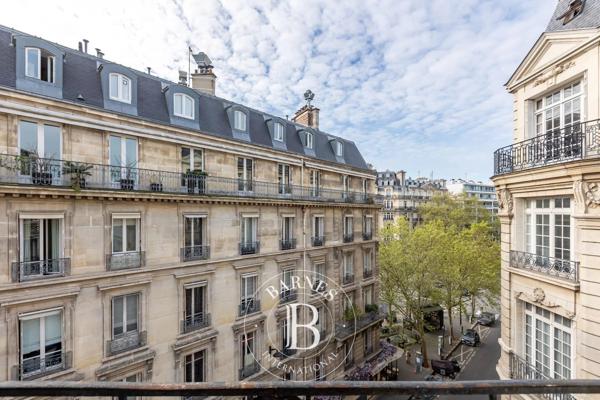 Paris 17ème, Appartement 2 Chambres -  97 m² à vendre
