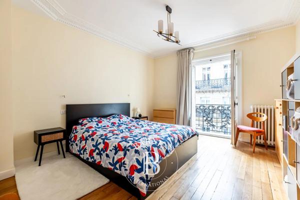Paris 17ème, Appartement 2 Chambres -  97 m² à vendre