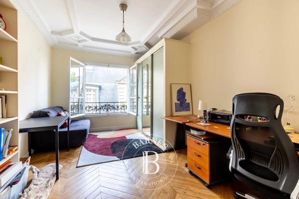 Paris 17ème, Appartement 2 Chambres -  97 m² à vendre