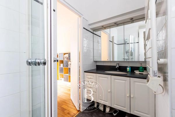 Paris 17ème, Appartement 2 Chambres -  97 m² à vendre