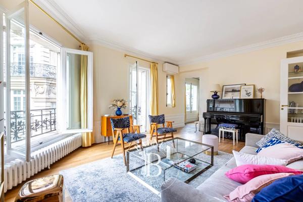 Paris 17ème, Appartement 2 Chambres -  97 m² à vendre