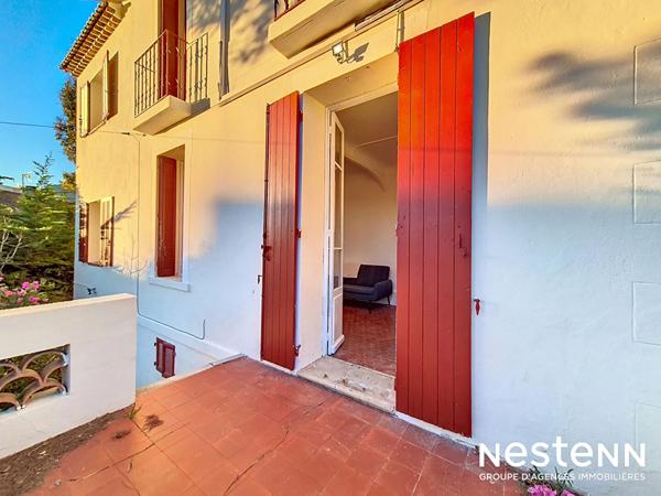 Villa de caractère à Cavalaire-sur-Mer 6 pièce(s) 119 m² proche des plages et des commerces