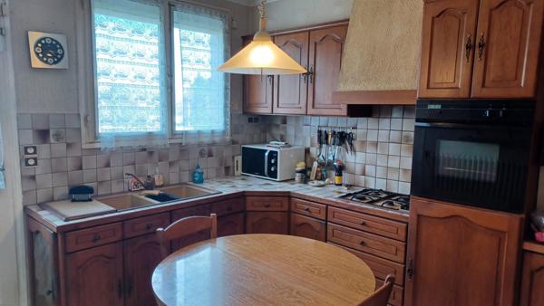 À vendre - Maison individuelle, 6 pièces située à Amboise (37400)
