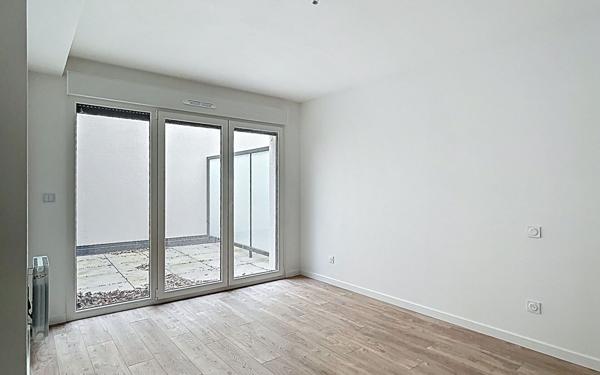 Appartement à vendre    1 pièce • 57 m2 Reims