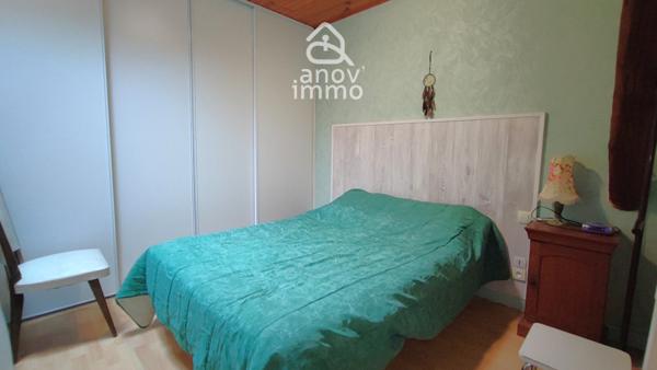 Maison
                                                                                                                                                                                                                                                                                                                        8 pièce(s)                                                                                                                                                                                                          3 chambre(s)                                                                                                                                                                                                          133  m²