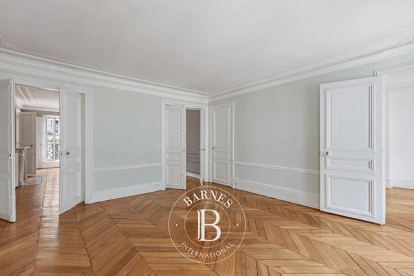 Paris 9ème, Appartement 4 Chambres -  157 m² à vendre