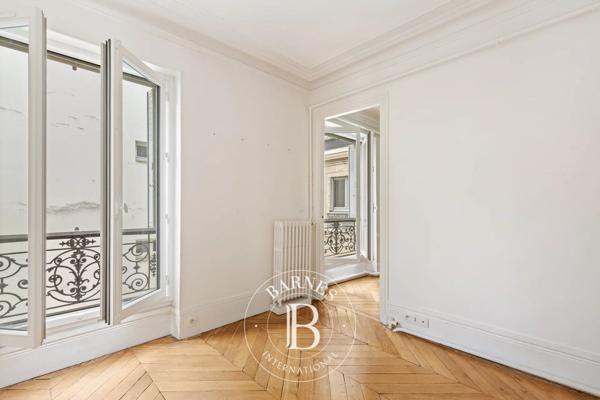 Paris 9ème, Appartement 4 Chambres -  157 m² à vendre
