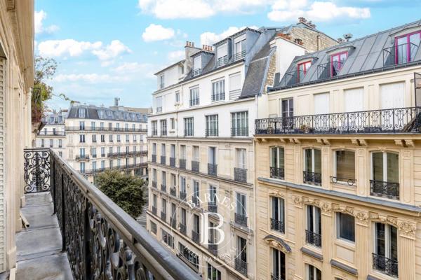 Paris 9ème, Appartement 4 Chambres -  157 m² à vendre