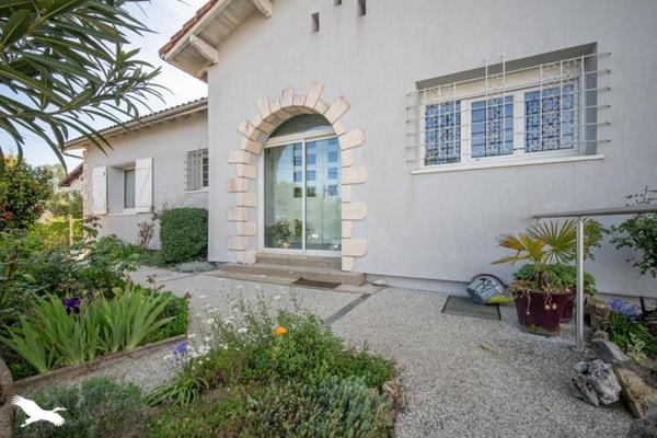 Maison à vendre |                                       Dax |                                        6 pièces  |  127 m²