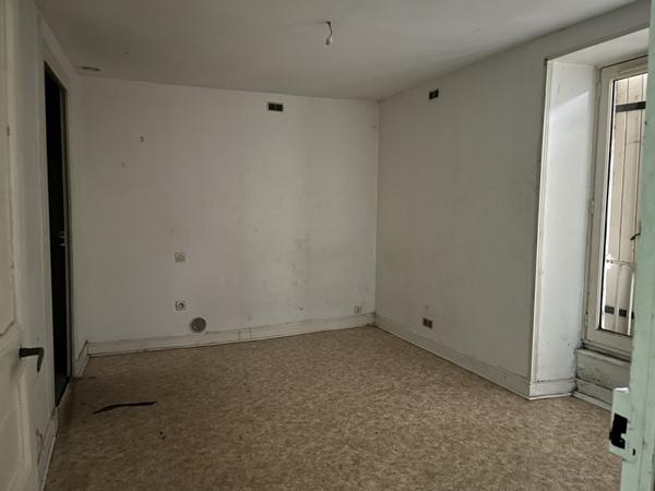 Maison à vendre |  Thiviers |  3 pièces | 42 m²