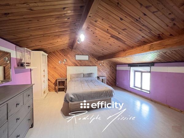 Maison 7 pièces - 199 m²