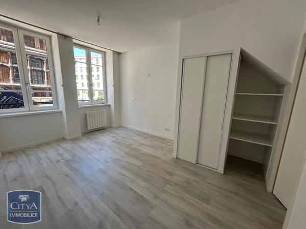 Appartement à louer 2 pièces 50.4m² Mâcon (71000)