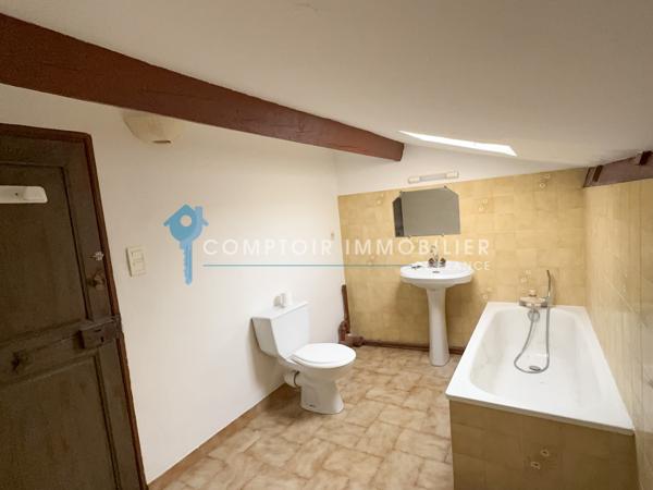 Maison de village
                                                                                                                                                                                                                                                                                                                        2 pièce(s)                                                                                                                                                                                                          1 chambre(s)                                                                                                                                                                                                          46  m²