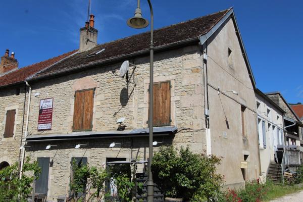 Dpt Côte d'Or (21), à vendre GISSEY SUR OUCHE maison P11