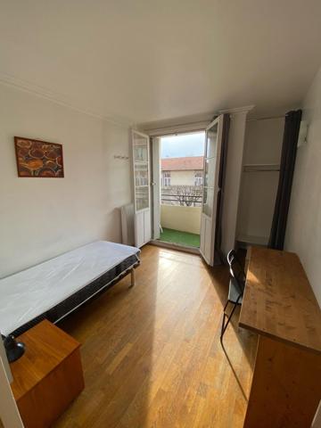 Parc des Lilas agréable appartement