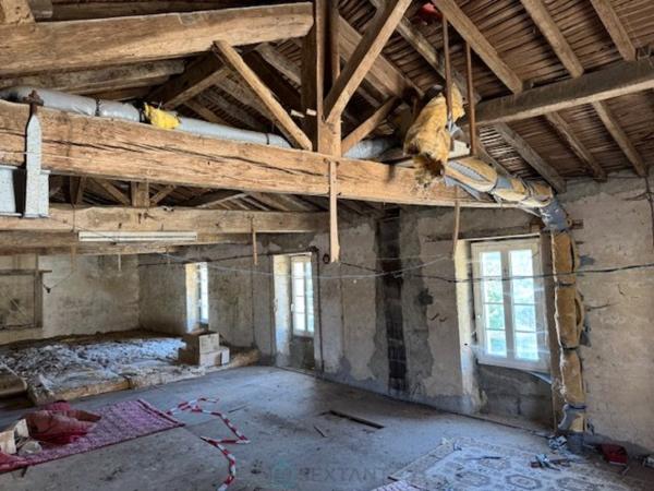 Bel investissement en coeur de village !