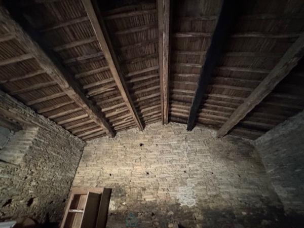 Bel investissement en coeur de village !