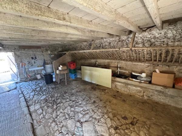 Bel investissement en coeur de village !