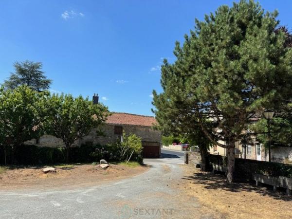 Bel investissement en coeur de village !