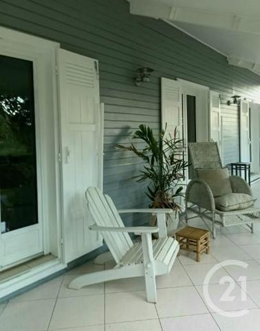 Maison à vendre  5 pièces - 134 m2 ST DENIS - 974