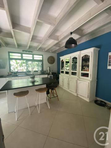 Maison à vendre  5 pièces - 134 m2 ST DENIS - 974