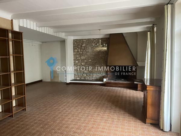 Maison
                                                                                                                                                                                                                                                                                                                        4 pièce(s)                                                                                                                                                                                                          3 chambre(s)                                                                                                                                                                                                          184  m²