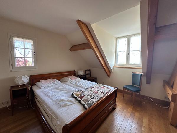 PALLUAU SUR INDRE - Maison restaurée - 190 m²  - 7 pièces - terrain avec piscine - garage