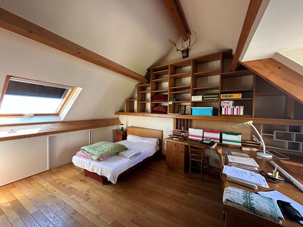 PALLUAU SUR INDRE - Maison restaurée - 190 m²  - 7 pièces - terrain avec piscine - garage