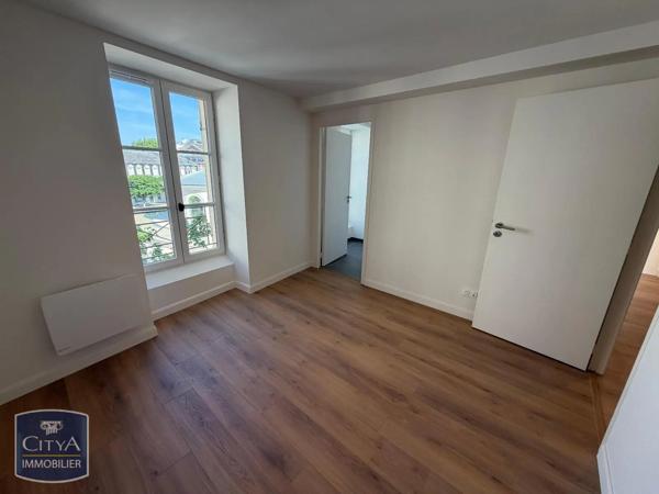 Appartement à louer 4 pièces 88m² Vichy (03200)