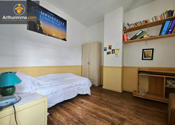 Vente                                                      Maison de ville
                        
                     6 pièces                      119 m2                     à Saint-Just-en-Chaussée