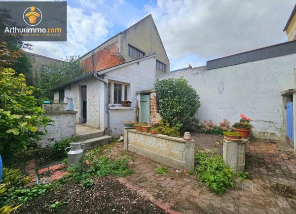 Vente                                                      Maison de ville
                        
                     6 pièces                      119 m2                     à Saint-Just-en-Chaussée