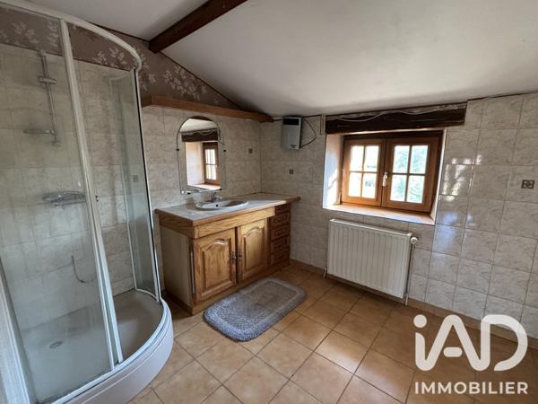 Maison à vendre 5 pièces 181 m² Doué-en-Anjou