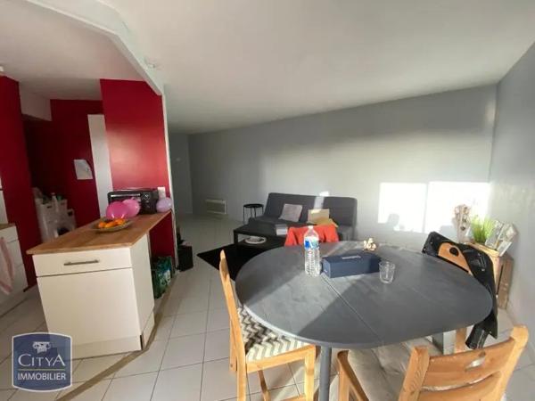 Appartement à louer 3 pièces 64m²