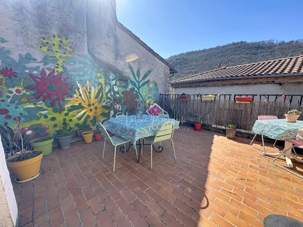 Camarès (12360) Maison village T3 mezzanine et terrasse