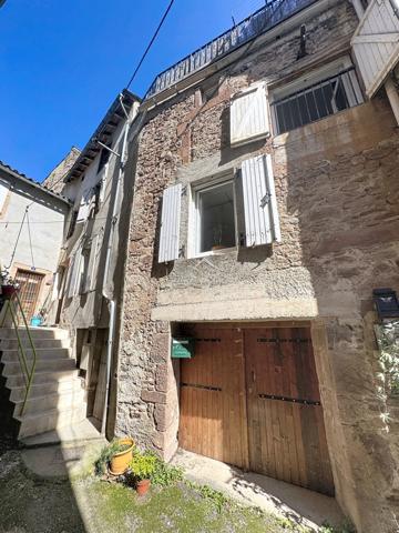 Camarès (12360) Maison village T3 mezzanine et terrasse