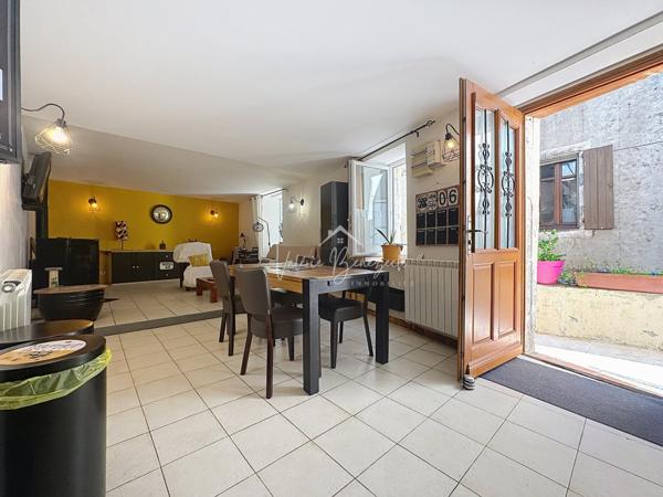 Camarès (12360) Maison village T3 mezzanine et terrasse