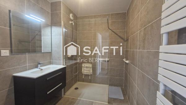 Beau T3 au centre de Chassieu avec Garage normes PMR