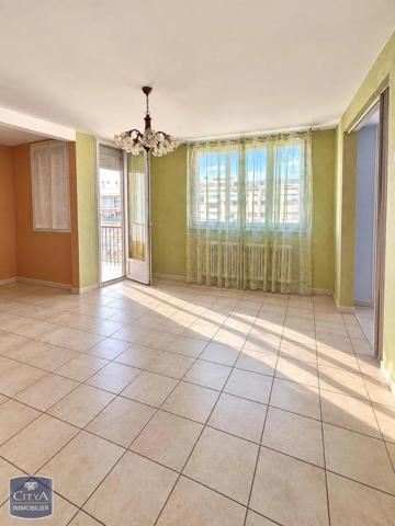 Appartement à louer 3 pièces 67.9m² Mâcon (71000)
