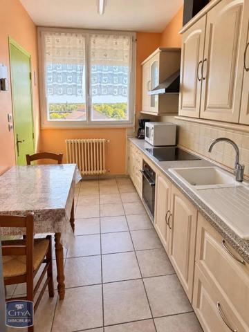 Appartement à louer 3 pièces 67.9m² Mâcon (71000)