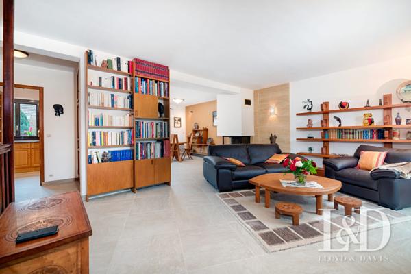  Maison 6 pièces standing et tout confort à Montigny-le-Bretonneux