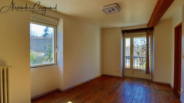 A vendre DOURGNE (81) - Maison de village 151 m² avec grand séjour, 4 chambres, garage et jardinet