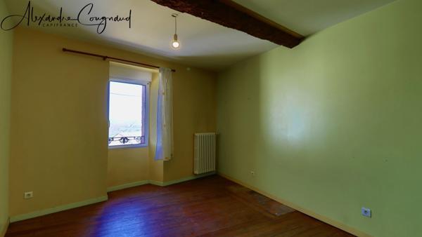 A vendre DOURGNE (81) - Maison de village 151 m² avec grand séjour, 4 chambres, garage et jardinet