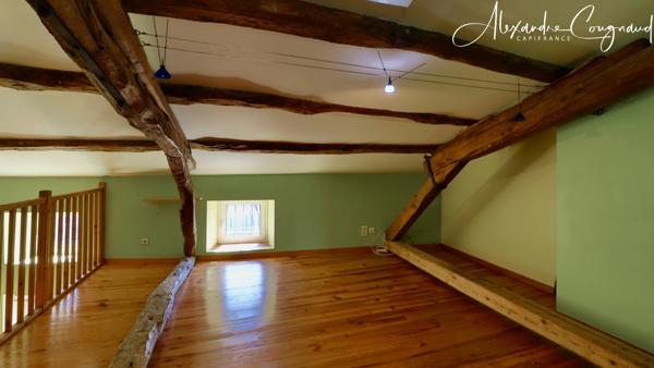 A vendre DOURGNE (81) - Maison de village 151 m² avec grand séjour, 4 chambres, garage et jardinet