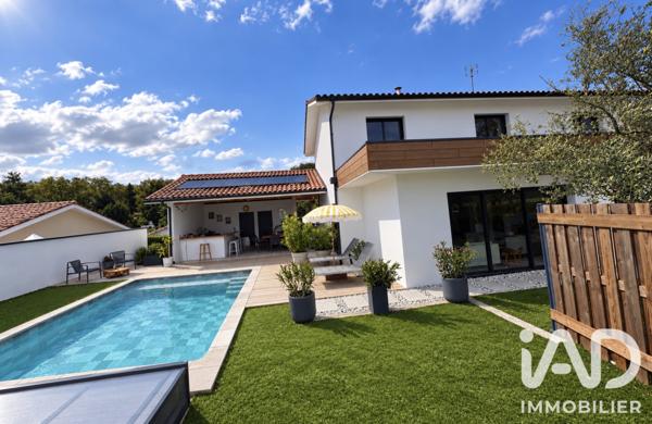 Maison à vendre 6 pièces 198 m² Saint-Martin-de-Hinx
