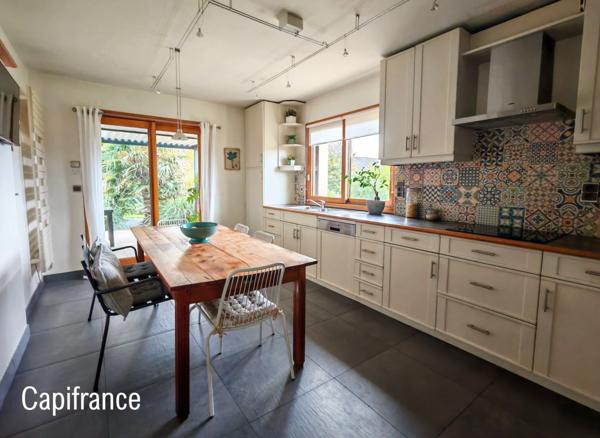 Superbe maison familiale de 230 m² à Mordelles (35) - terrain d'environ 3000m²