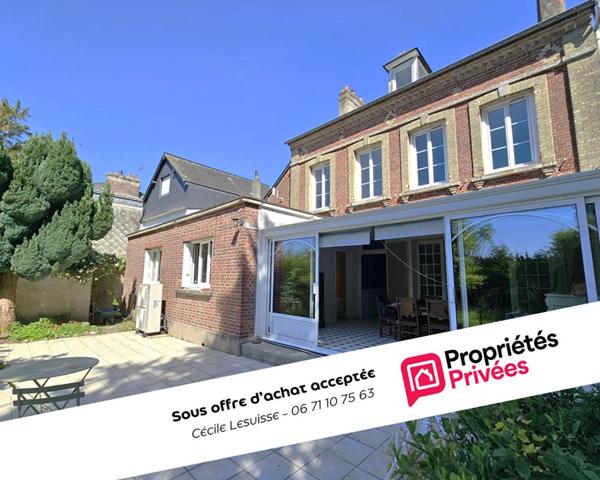 Belle maison familiale de caractère au coeur de Lillebonne - Viable de plain-pied!