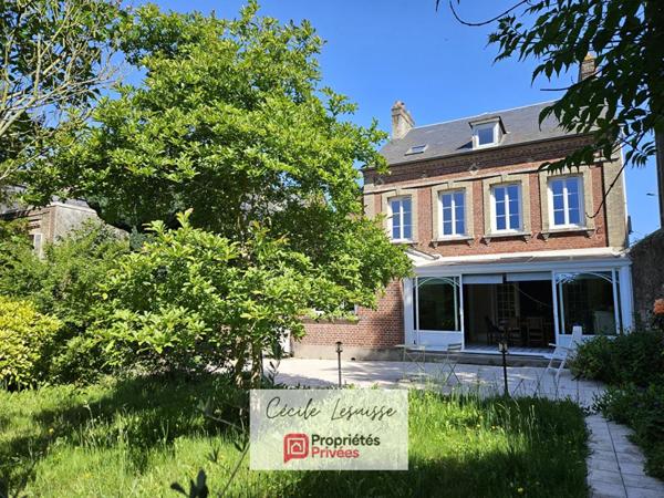 Belle maison familiale de caractère au coeur de Lillebonne - Viable de plain-pied!